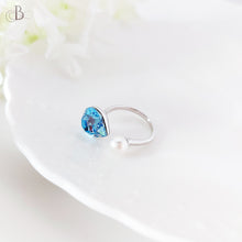 Cargar imagen en el visor de la galería, Anillo perla y corazón con cristal Swarovski