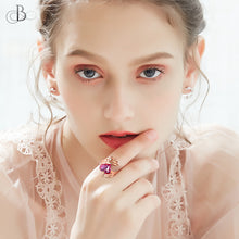 Cargar imagen en el visor de la galería, Anillo corazón alado con cristal Swarovski