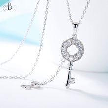 Cargar imagen en el visor de la galería, Collar llaves brillantes con cristales Swarovski