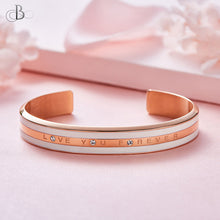 Cargar imagen en el visor de la galería, Puñera &quot;love you forever&quot; con cristales Swarovski
