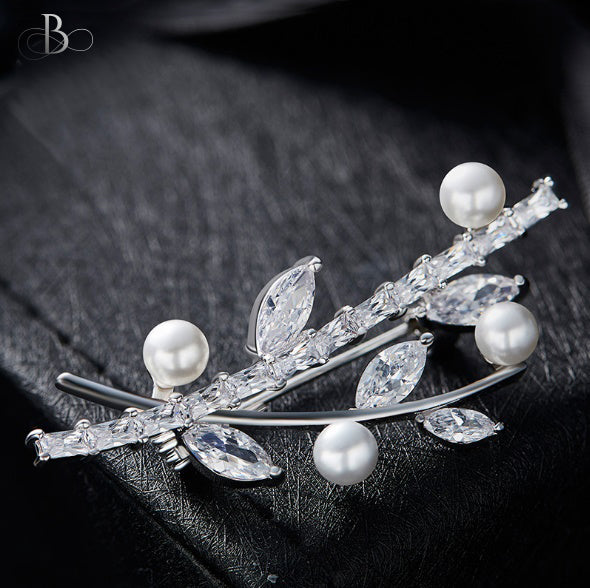 Broche tallo con cristales y perlas Swarovski