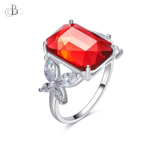 Anillo de plata en corte princesa con cristales Swarovski
