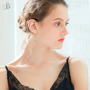 Aretes de plata gota brillante con cristales Swarovski