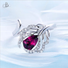 Cargar imagen en el visor de la galería, Anillo de plata de pluma color amatista con cristales Swarovski