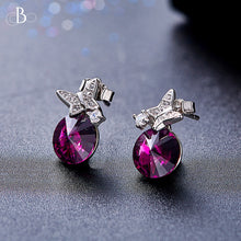 Cargar imagen en el visor de la galería, Aretes mariposa y punto de luz de plata color amatista con cristales Swarovski