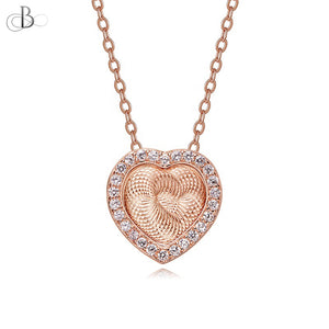 Collar de plata corazón dorado enmarcado con cristales Swarovski
