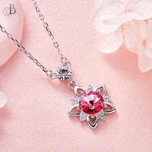 Cargar imagen en el visor de la galería, Collar de plata flor brillante con cristales Swarovski