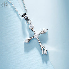 Cargar imagen en el visor de la galería, Collar de plata cruz de plata con cristales Swarovski