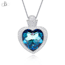 Cargar imagen en el visor de la galería, Collar corazón azul zafiro con cristales Swarovski