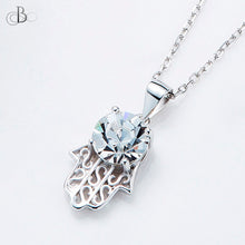 Cargar imagen en el visor de la galería, Collar Hamsa de plata con cristal Swarovski