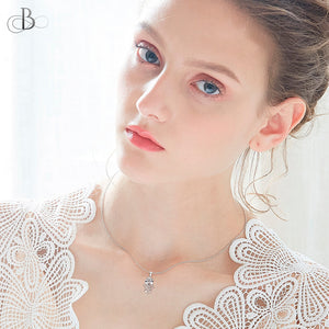 Collar Hamsa de plata con cristal Swarovski
