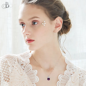 Collar de plata mariposa y punto de luz color amatista con cristales Swarovski