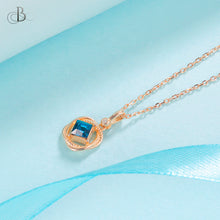 Cargar imagen en el visor de la galería, Collar lazos dorados con cristales Swarovski