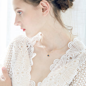 Collar lazos dorados con cristales Swarovski
