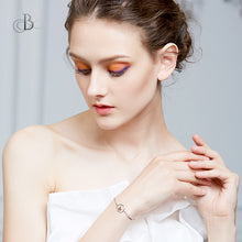 Cargar imagen en el visor de la galería, Pulsera de plata ciervo color topacio con cristales Swarovski