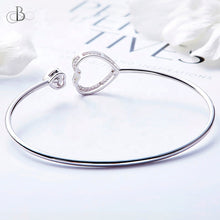 Cargar imagen en el visor de la galería, Puñera de plata corazones brillantes con cristales Swarovski