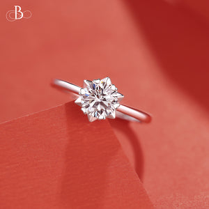 Anillo de compromiso Lisboa con diamante moissanita