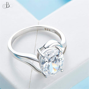 Anillo de plata solitario con zirconia Swarovski