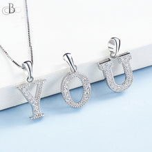 Cargar imagen en el visor de la galería, Collar de letras brillantes con cristales Swarovski de plata